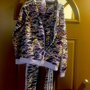 Adidas jogging set